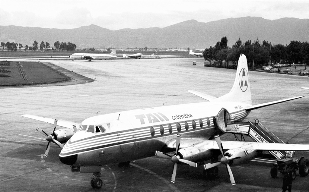 Vickers Viscount HK-1061