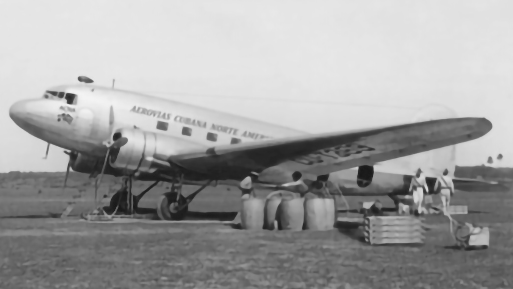 Douglas C-47-DL CU-T263